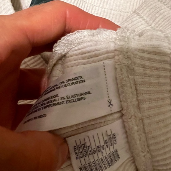 Roots summer sweatpants in great condition size S - Picture 2 of 9